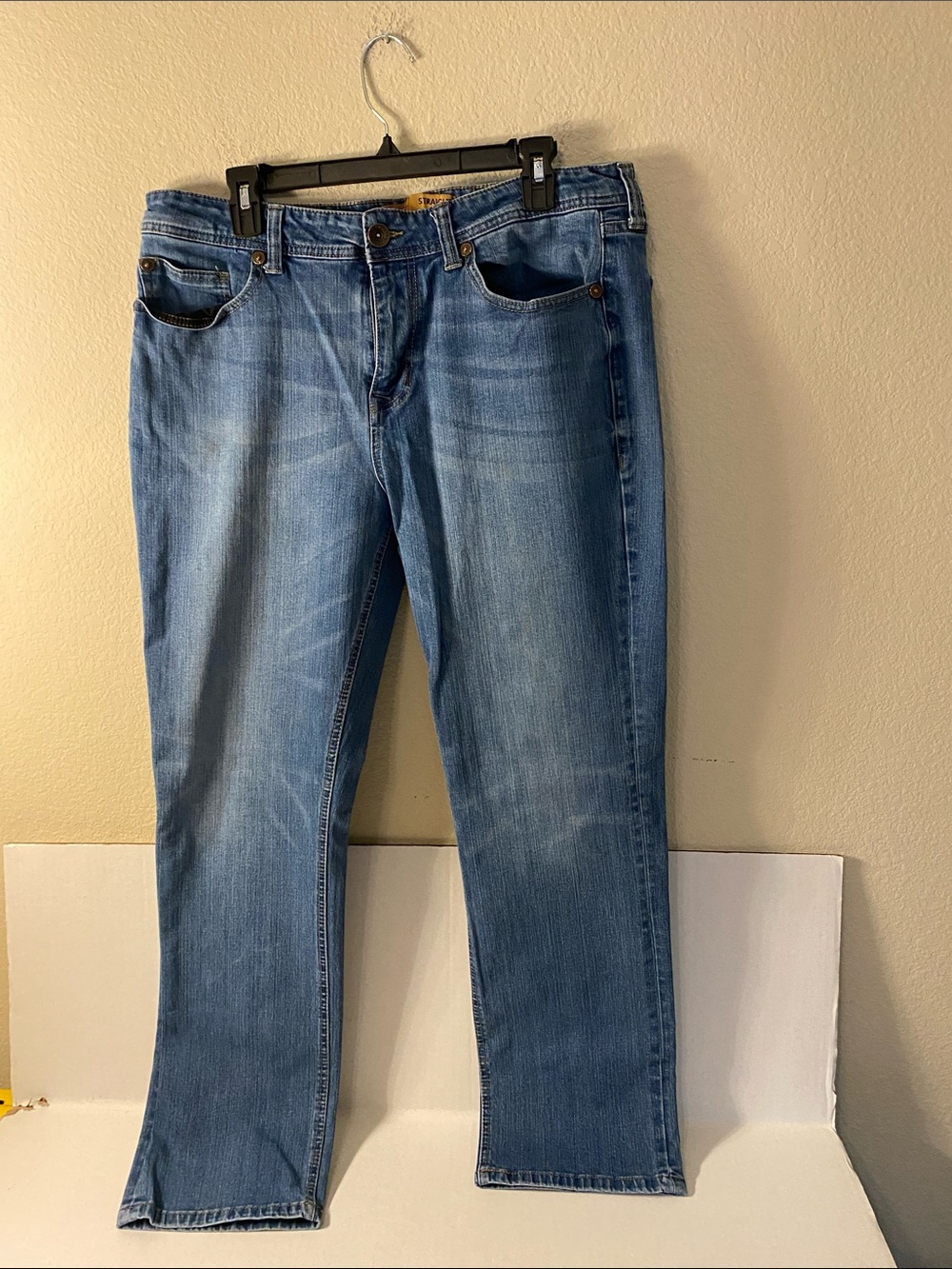 Seven7 Men's Light Blue Straight Jeans